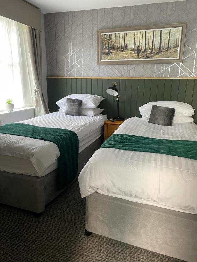 Black Bull Hotel แลงคาสเตอร์ ภายนอก รูปภาพ
